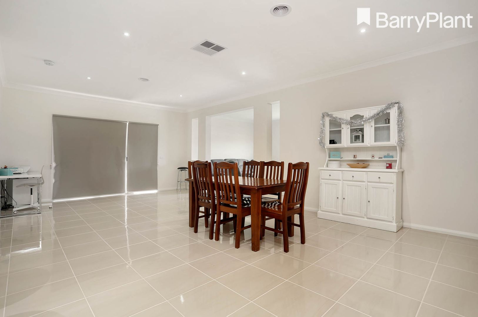 6 Maple Edge Way, Brookfield VIC 3338, Image 2