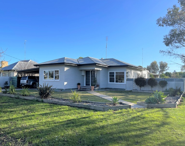 30 Milbourne Street, Warracknabeal VIC 3393