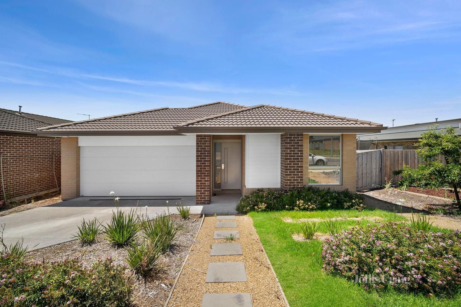 4 bedrooms House in 7 Sundance Boulevard WINTER VALLEY VIC, 3358