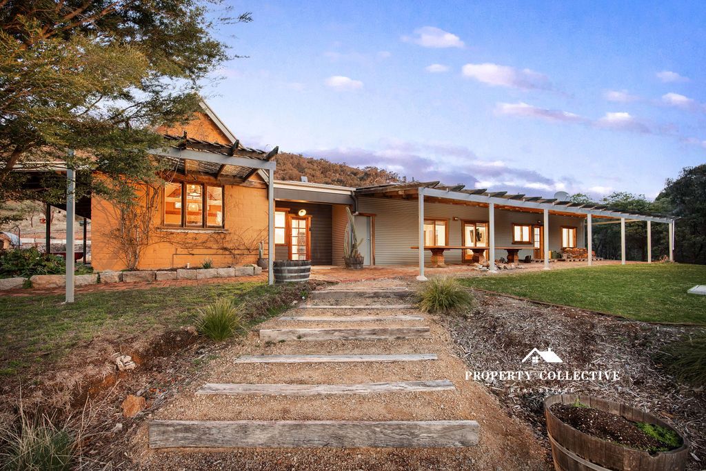 5 bedrooms House in 268 Kibell Lane BEECHWORTH VIC, 3747