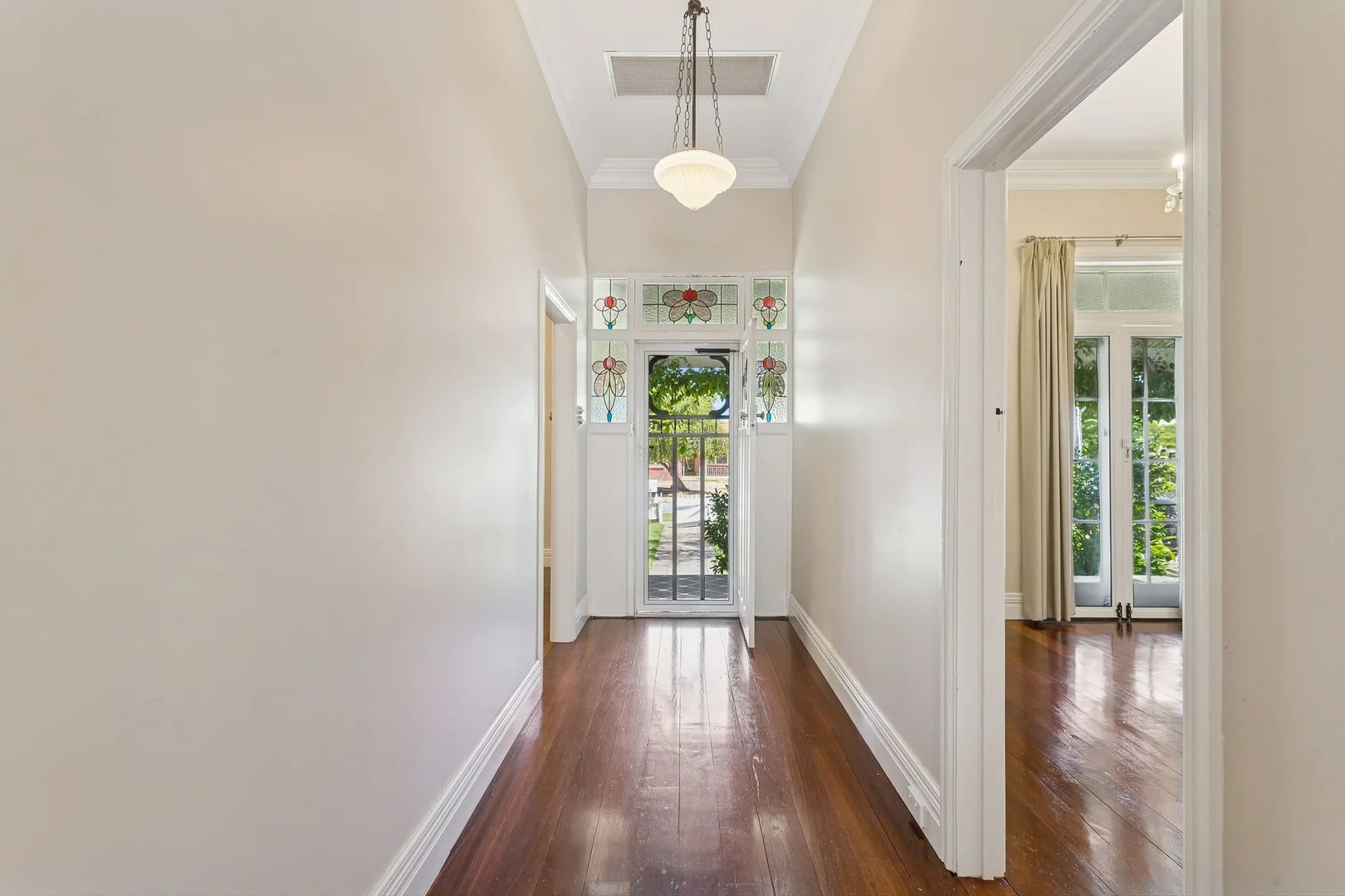 Additional image 3 of 10 Holmesdale Road, Woodbridge WA 6056