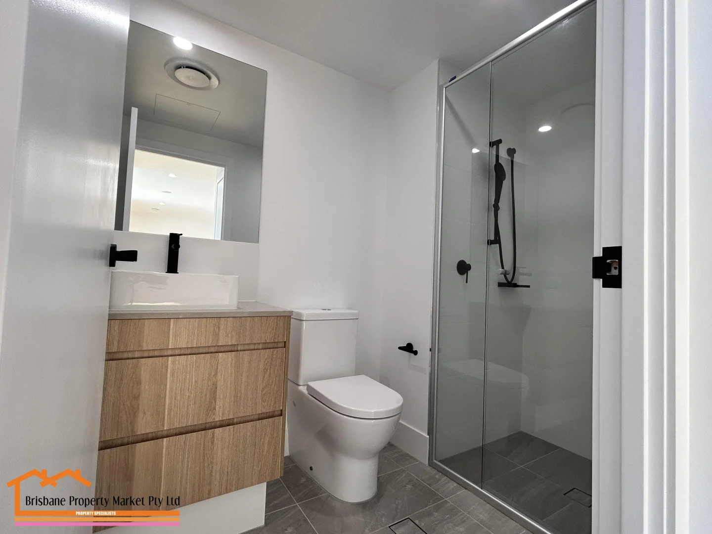 Additional image 9 of 2602 Lato Baia, Wynnum QLD 4178