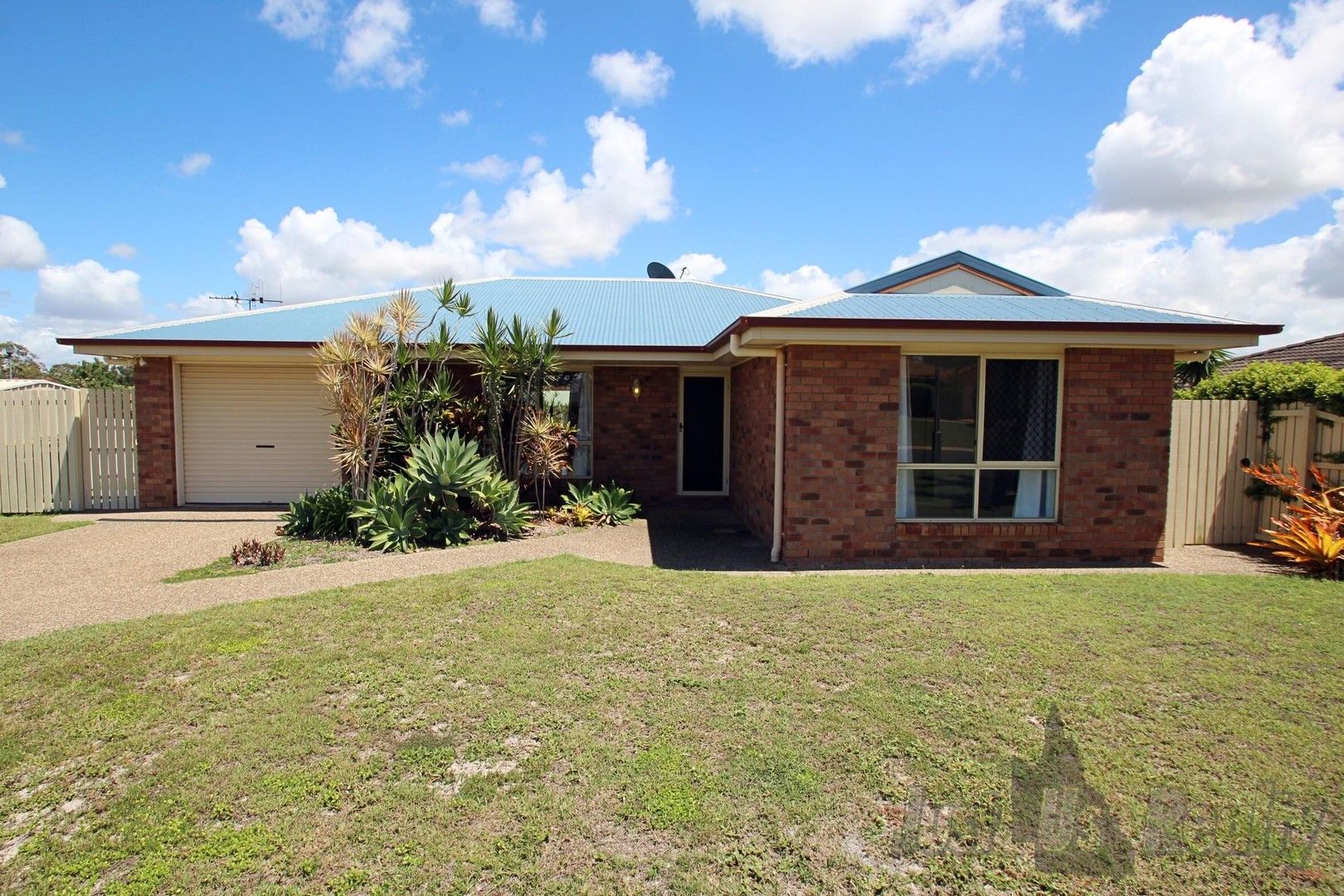 3 bedrooms House in 23 Glen Appin Drive AVOCA QLD, 4670