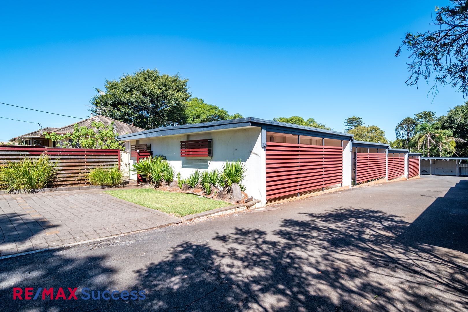 1/267A Geddes Street, Centenary Heights QLD 4350