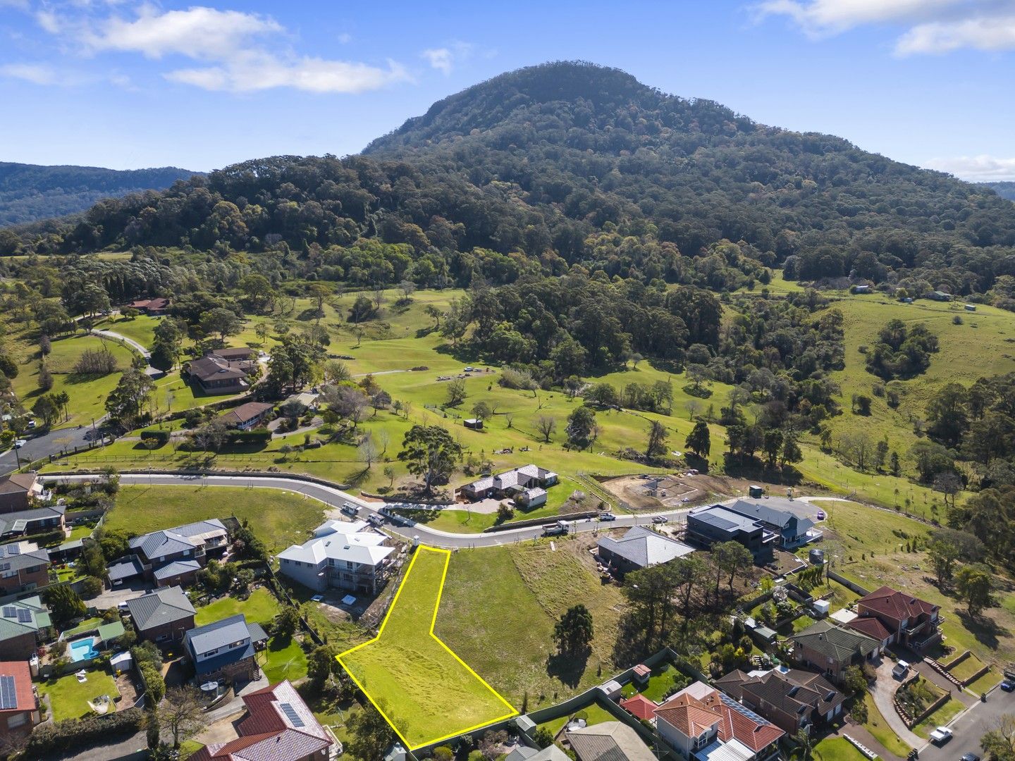 Vacant land in 8 Tannabah Place, FARMBOROUGH HEIGHTS NSW, 2526