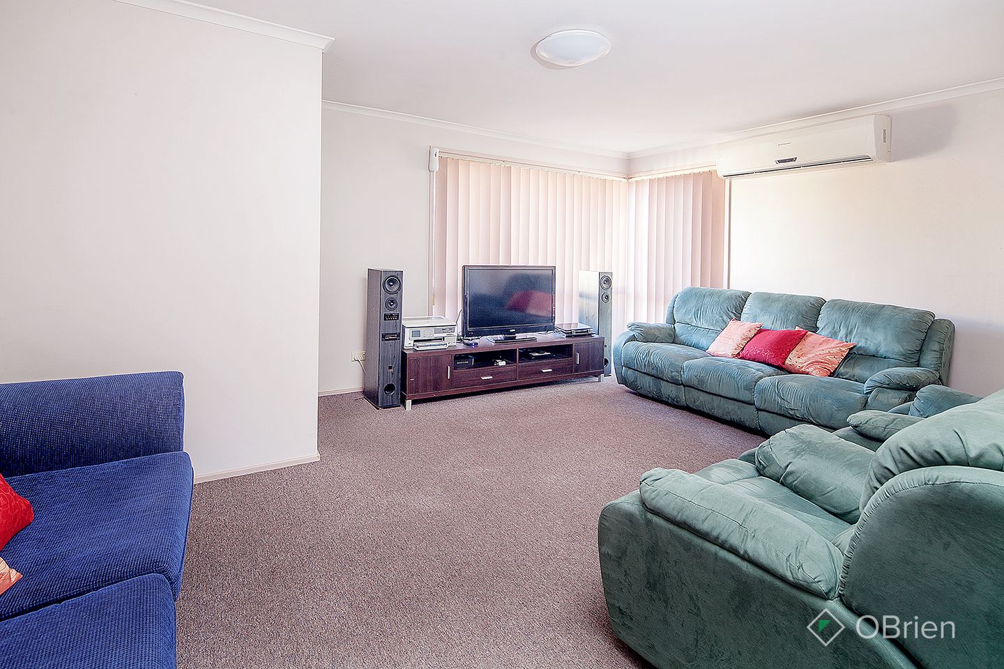 2/9-11 Olive Road, Eumemmerring VIC 3177, Image 1