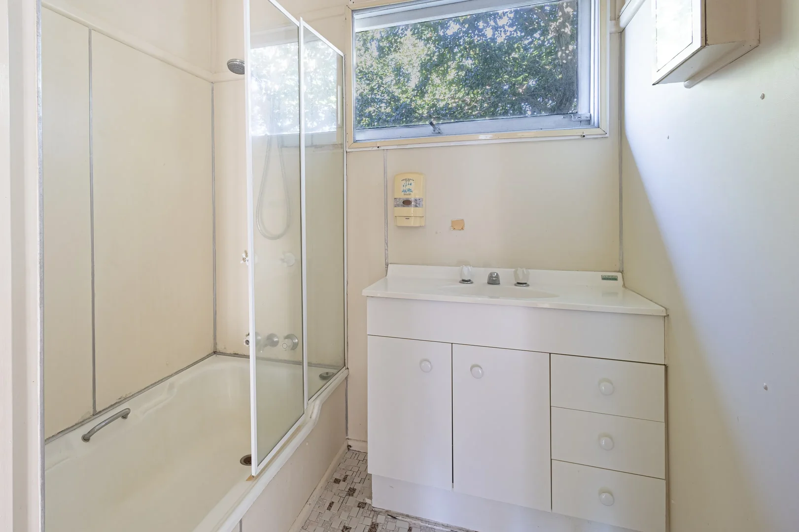 Additional image 11 of 201 Turpin Road, Labrador QLD 4215