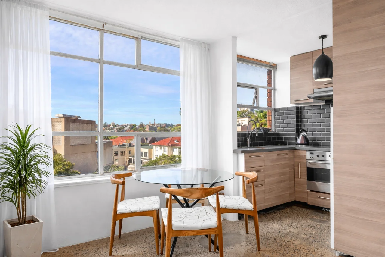 Additional image 2 of 11/10 Barncleuth Square, Elizabeth Bay NSW 2011