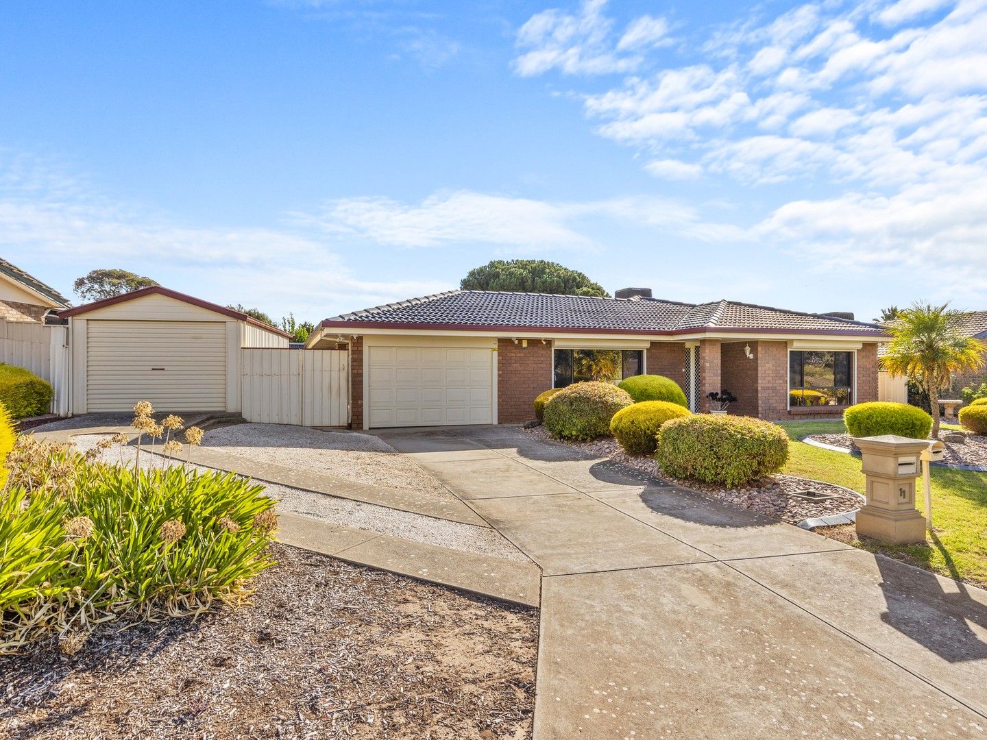 3 bedrooms House in 11 Larrimah Road MORPHETT VALE SA, 5162