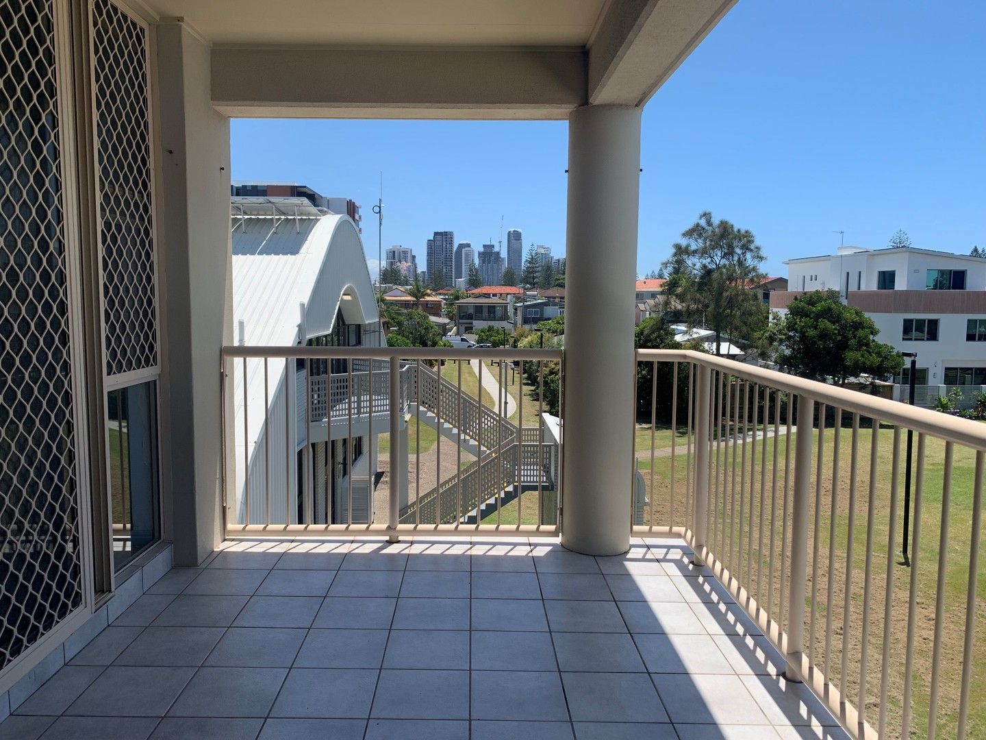 2 bedrooms Apartment / Unit / Flat in 6/39 William Street MERMAID BEACH QLD, 4218