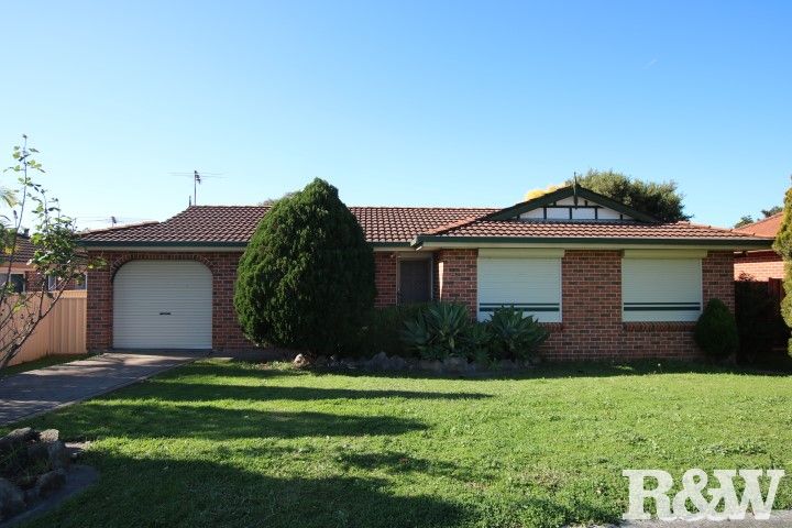3 bedrooms House in 7 Adrienne Street GLENDENNING NSW, 2761