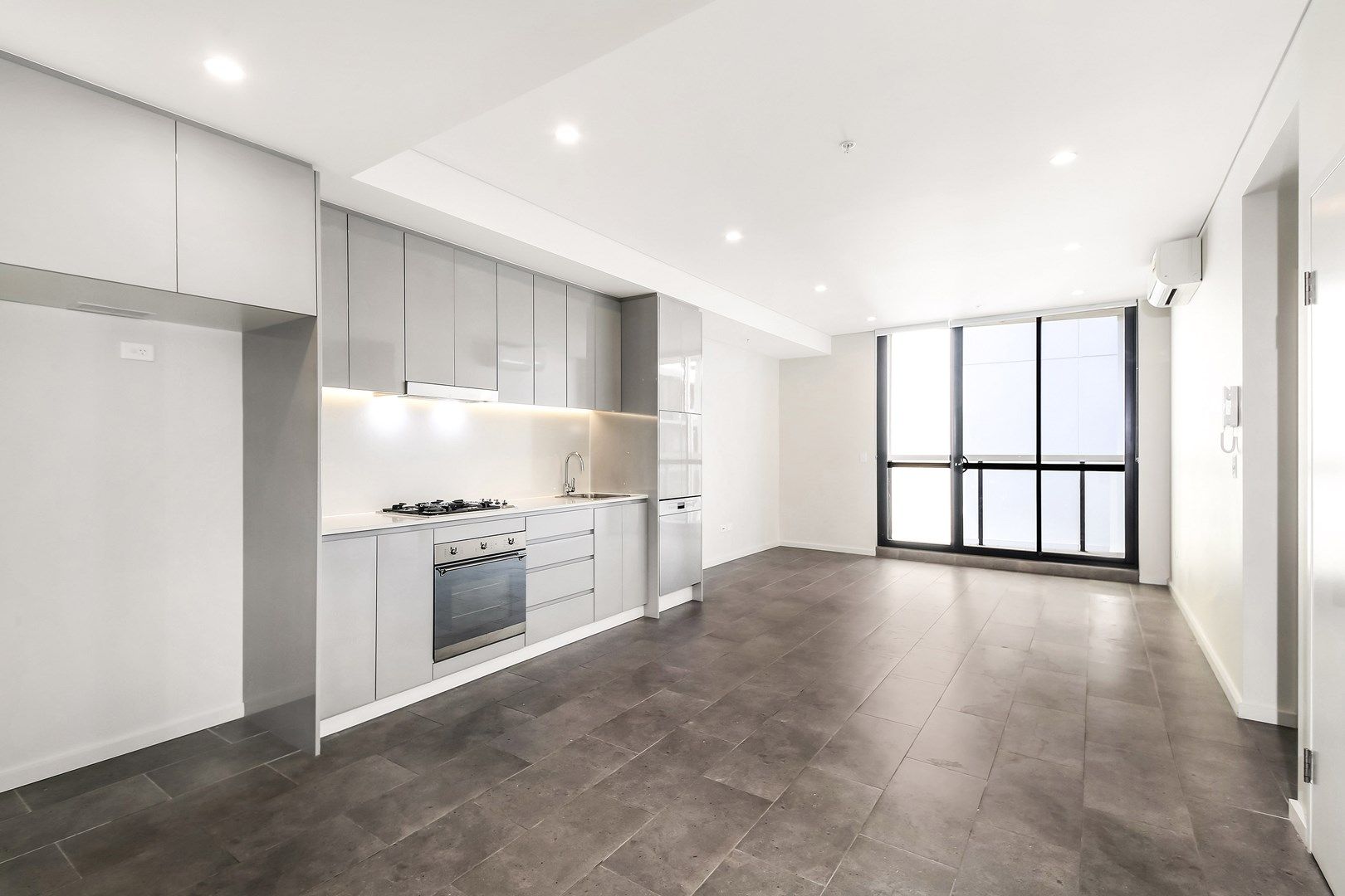2 bedrooms Apartment / Unit / Flat in 310/581 Gardeners Road MASCOT NSW, 2020