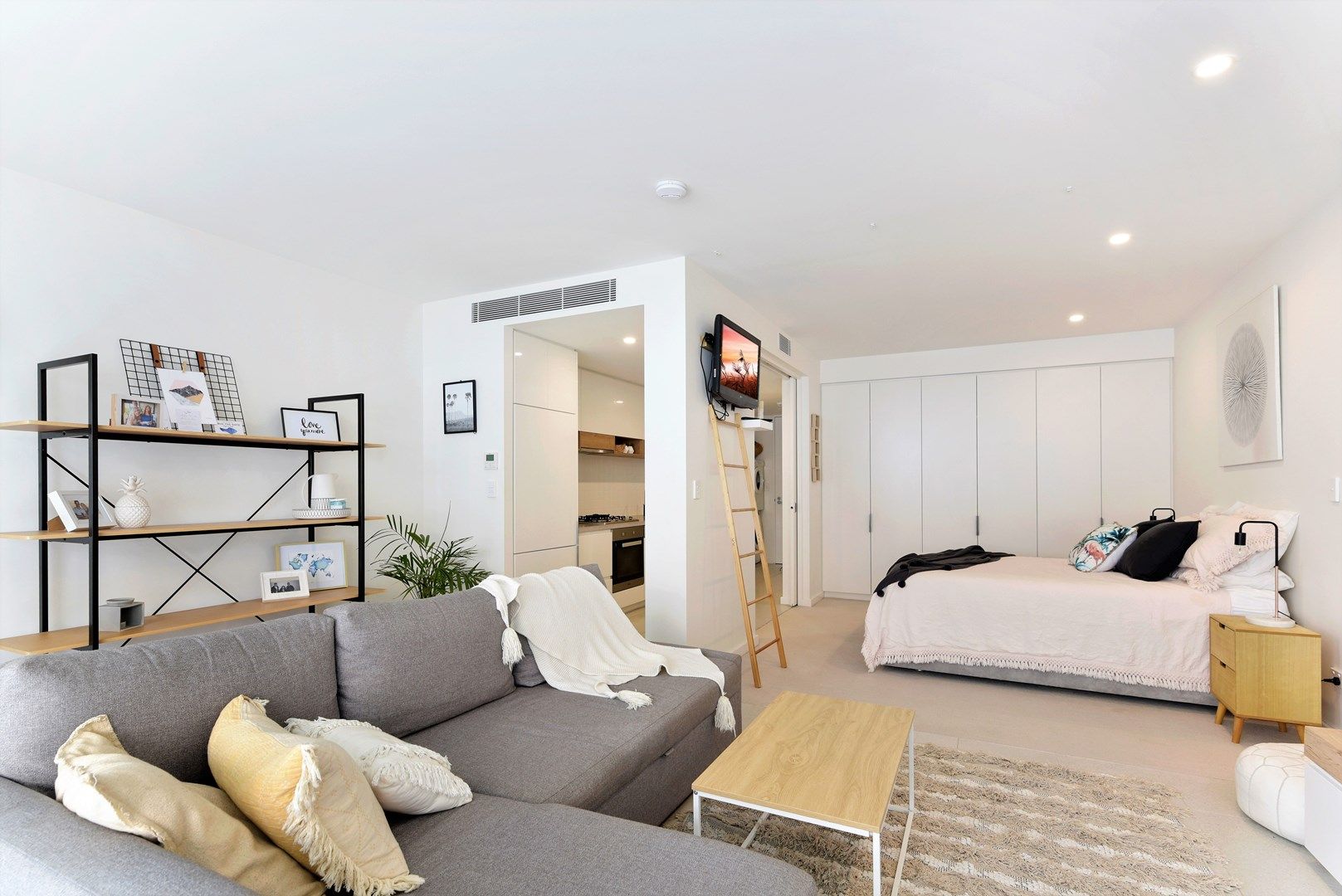 206/6 Pine Tree Lane, Terrigal NSW 2260, Image 0