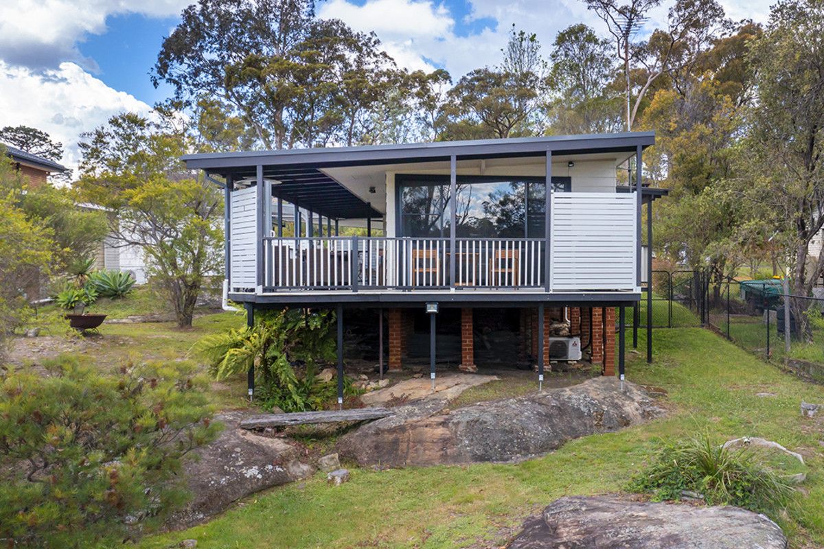 2 bedrooms House in 28 Meeks Crescent FAULCONBRIDGE NSW, 2776
