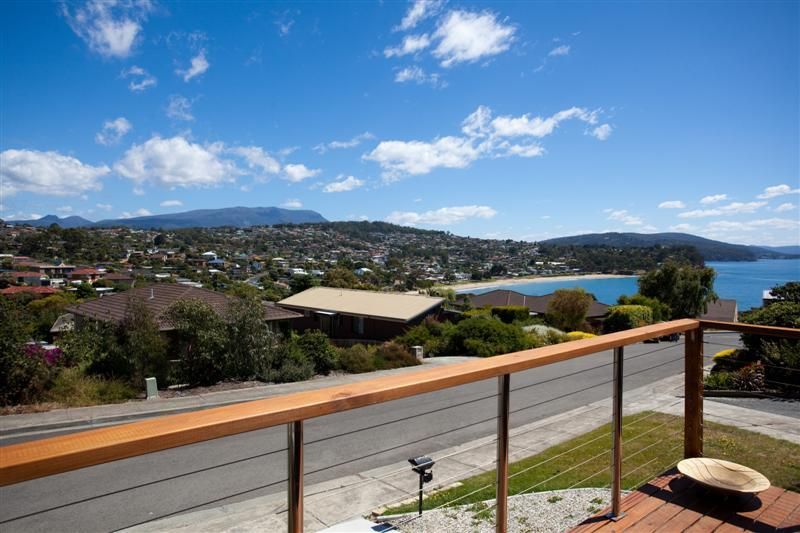 2-6 Flowerpot Crescent, BLACKMANS BAY TAS 7052, Image 0