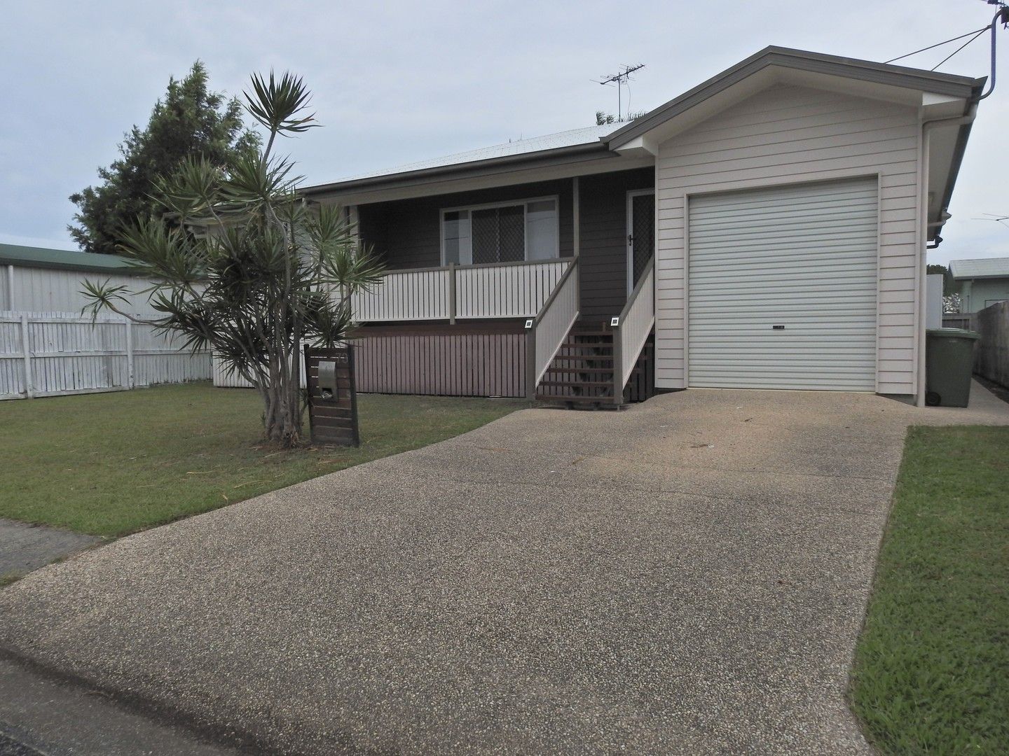 3 bedrooms House in 73 Kippen Street SOUTH MACKAY QLD, 4740