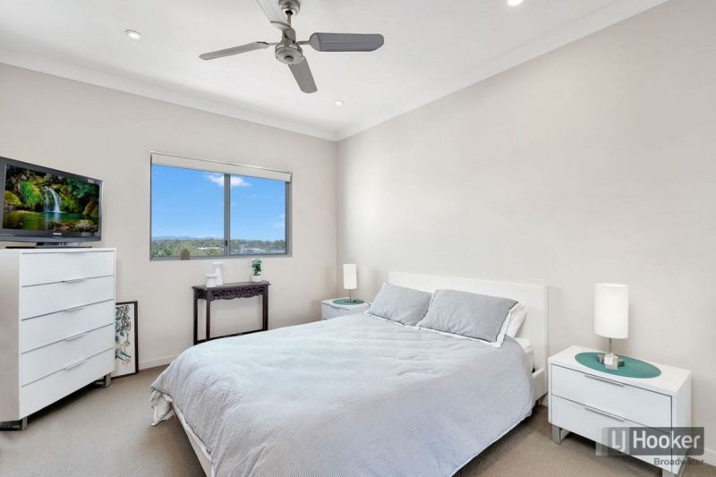 12 18 Bayview Street Runaway Bay Qld 4216 Apartment For