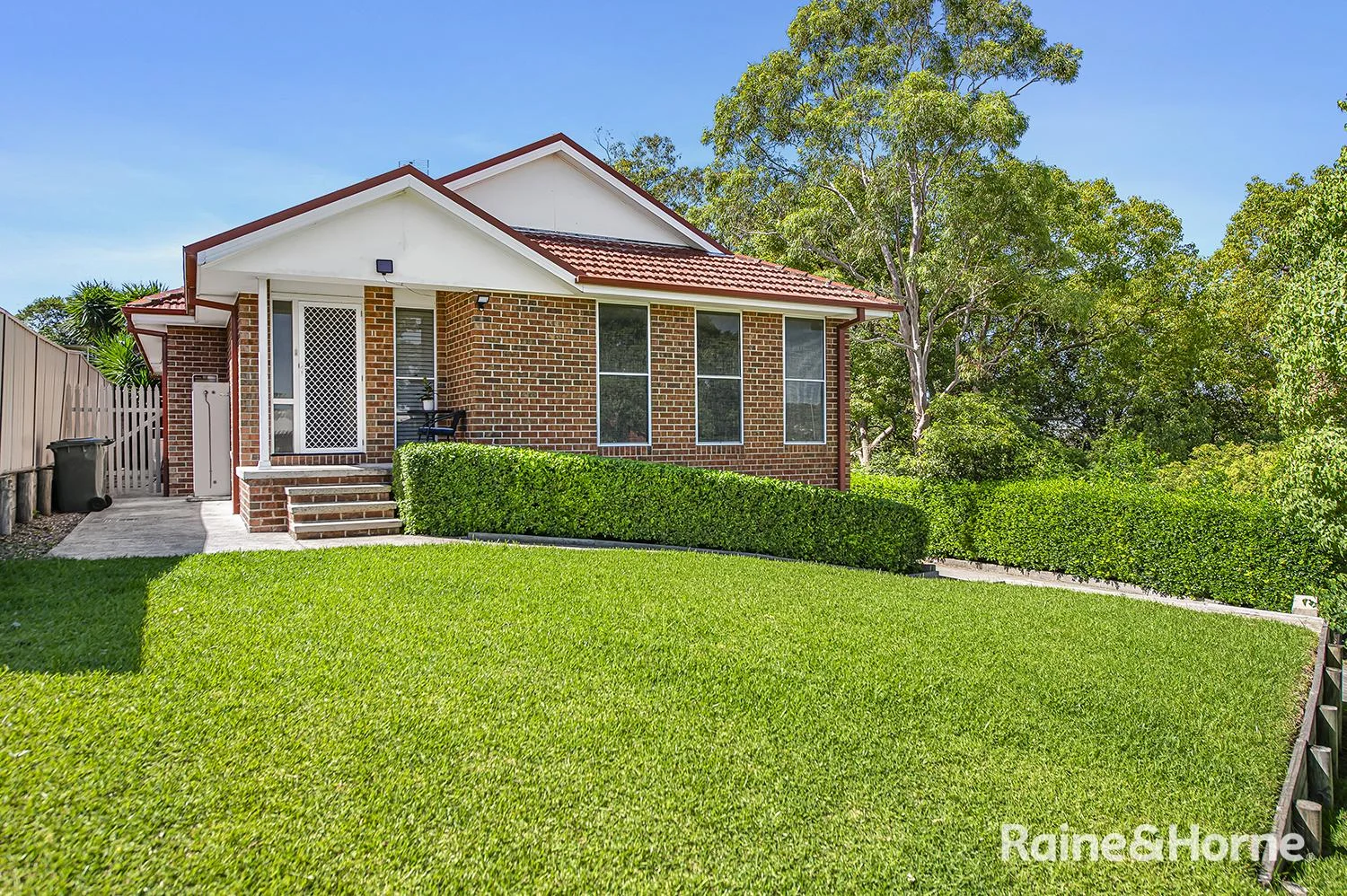 1/9 Kariboo Lane, Mount Hutton NSW 2290