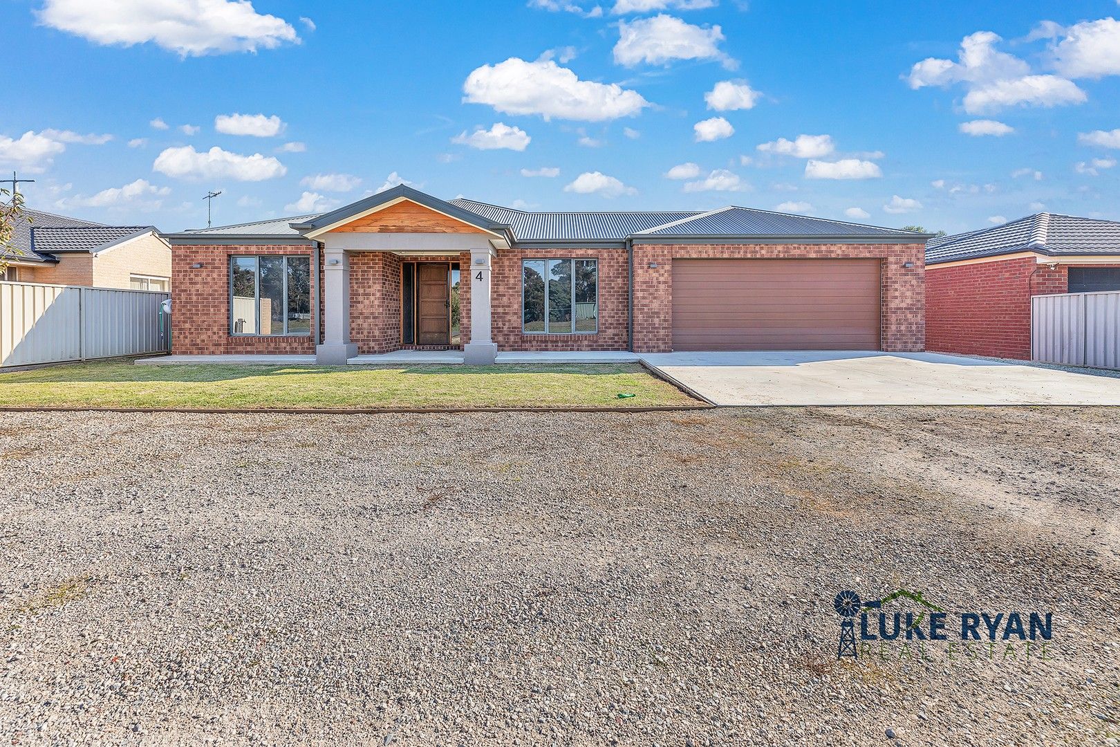 4 bedrooms House in 4 Baynes Street ROCHESTER VIC, 3561