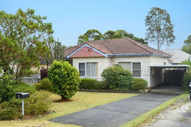 Picture of 5 Amiens Avenue, ENGADINE NSW 2233