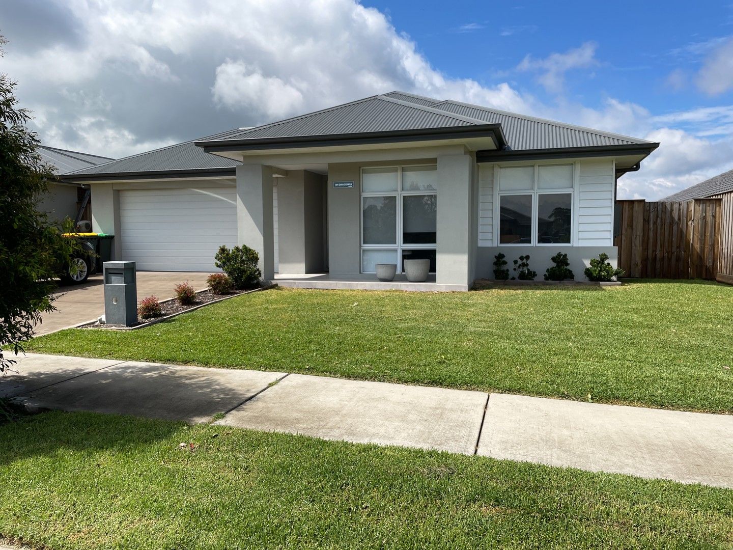 4 bedrooms House in 104 Dragonfly Drive CHISHOLM NSW, 2322