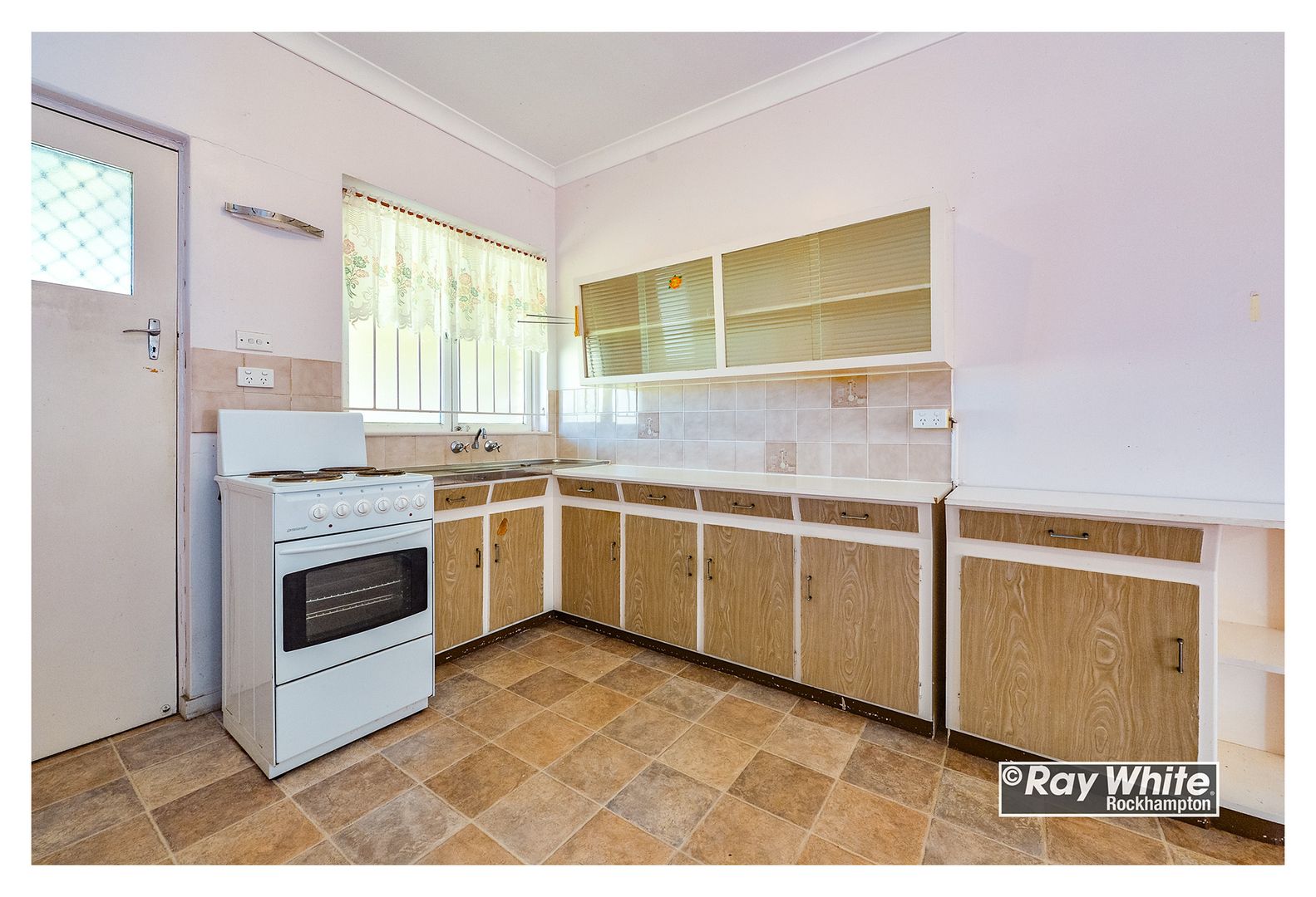 1 & 2/257 Coker Street, Berserker QLD 4701, Image 2