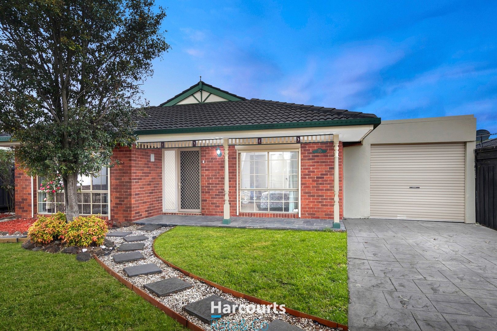 16 Sommeville Drive, Roxburgh Park VIC 3064, Image 0