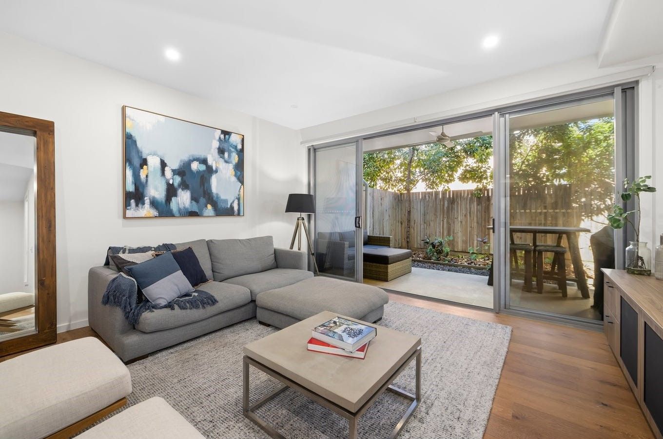 3 bedrooms Townhouse in 3/92 Barton Road HAWTHORNE QLD, 4171
