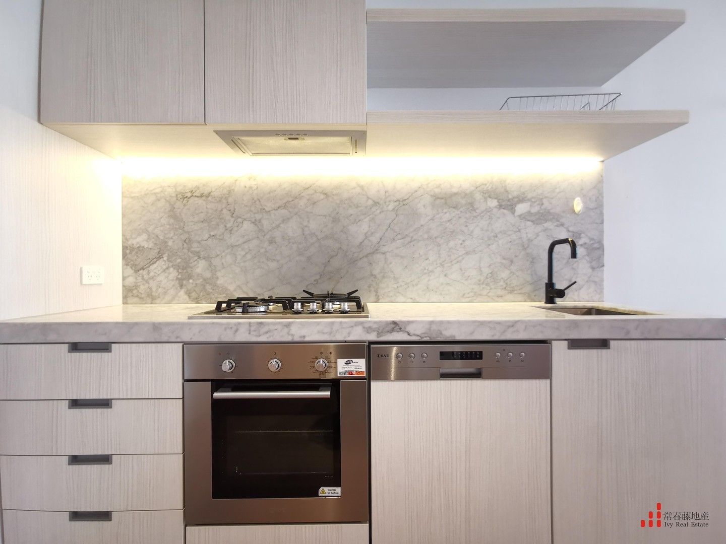 2 bedrooms Apartment / Unit / Flat in 1007/33 Blackwood St NORTH MELBOURNE VIC, 3051