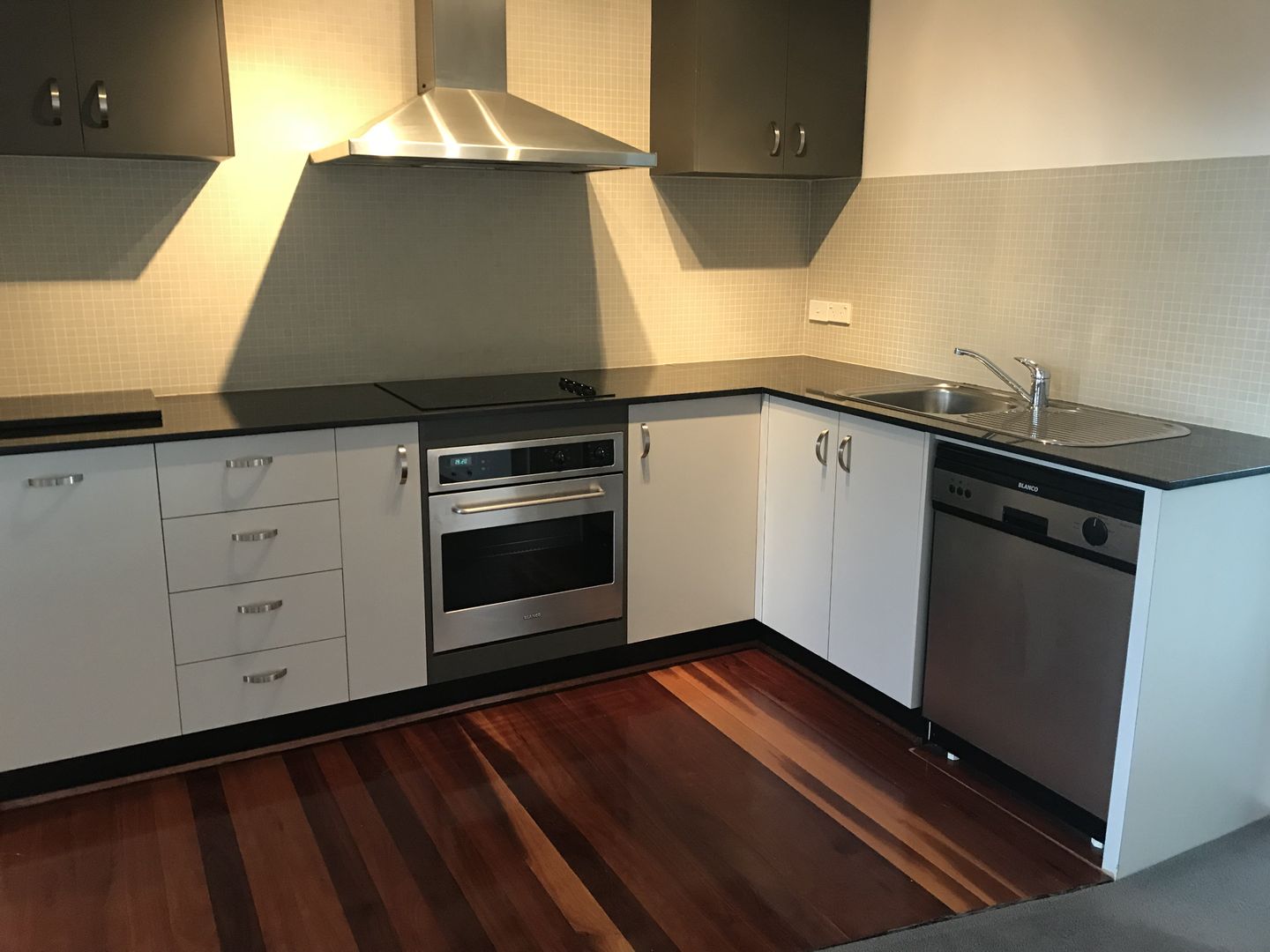 8 10 Fitzroy Street Geelong Vic 3220 Apartment For Rent