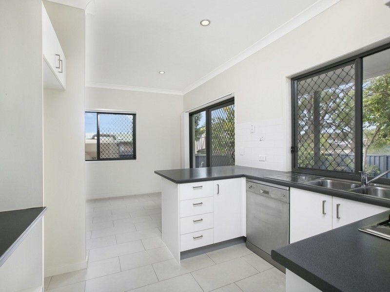 2/333 Stanley Road, Carina QLD 4152, Image 1
