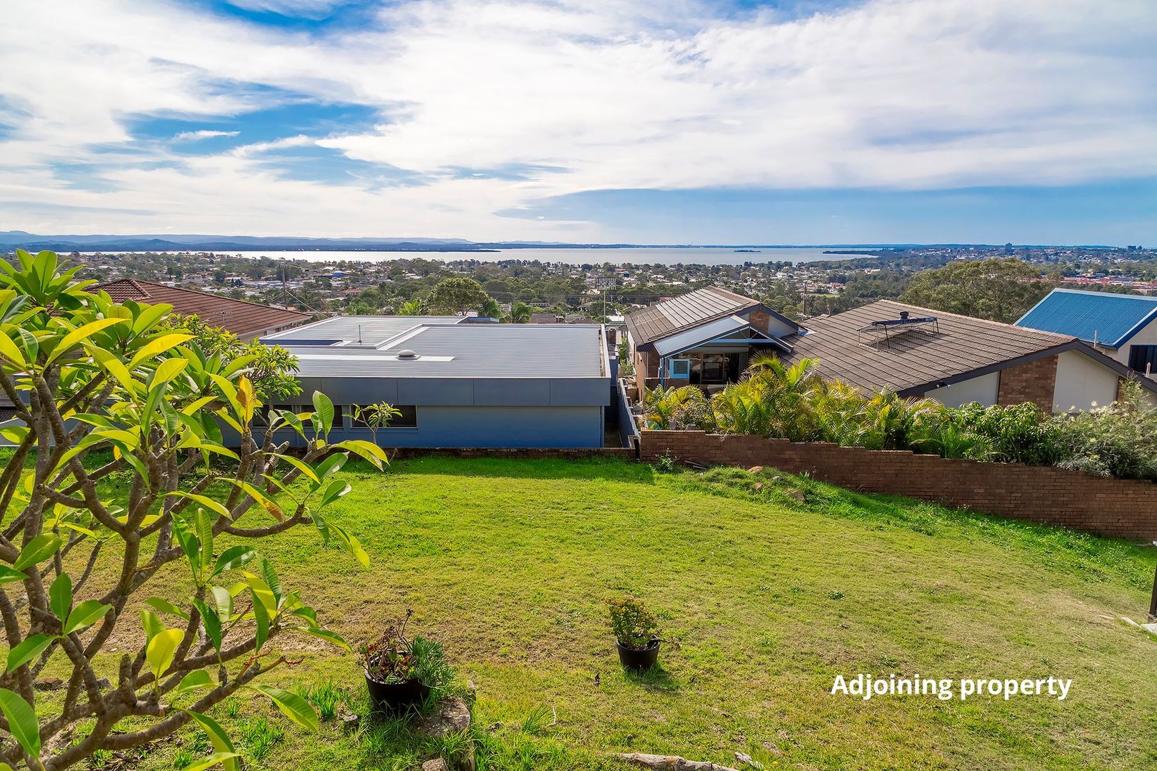 3 Promenade Avenue, Bateau Bay Property History & Address Research