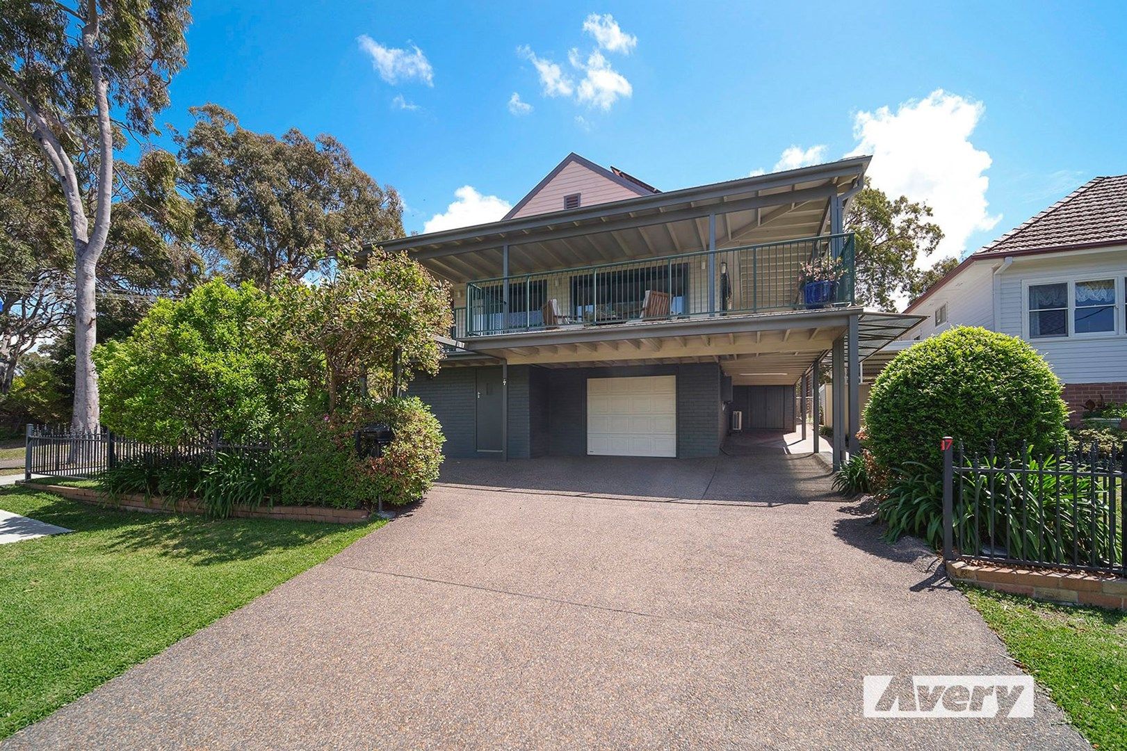 7 Ambrose Street, Carey Bay NSW 2283, Image 0