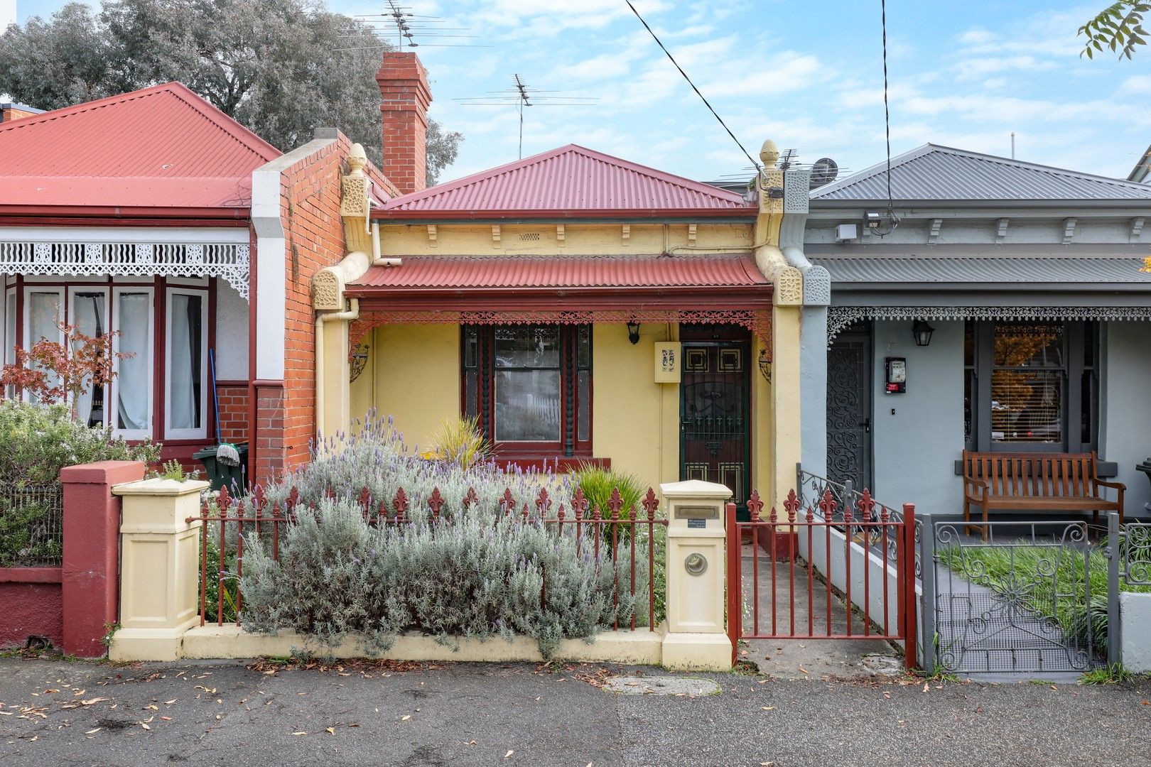 3 bedrooms House in 25 Woodhead Street FITZROY NORTH VIC, 3068
