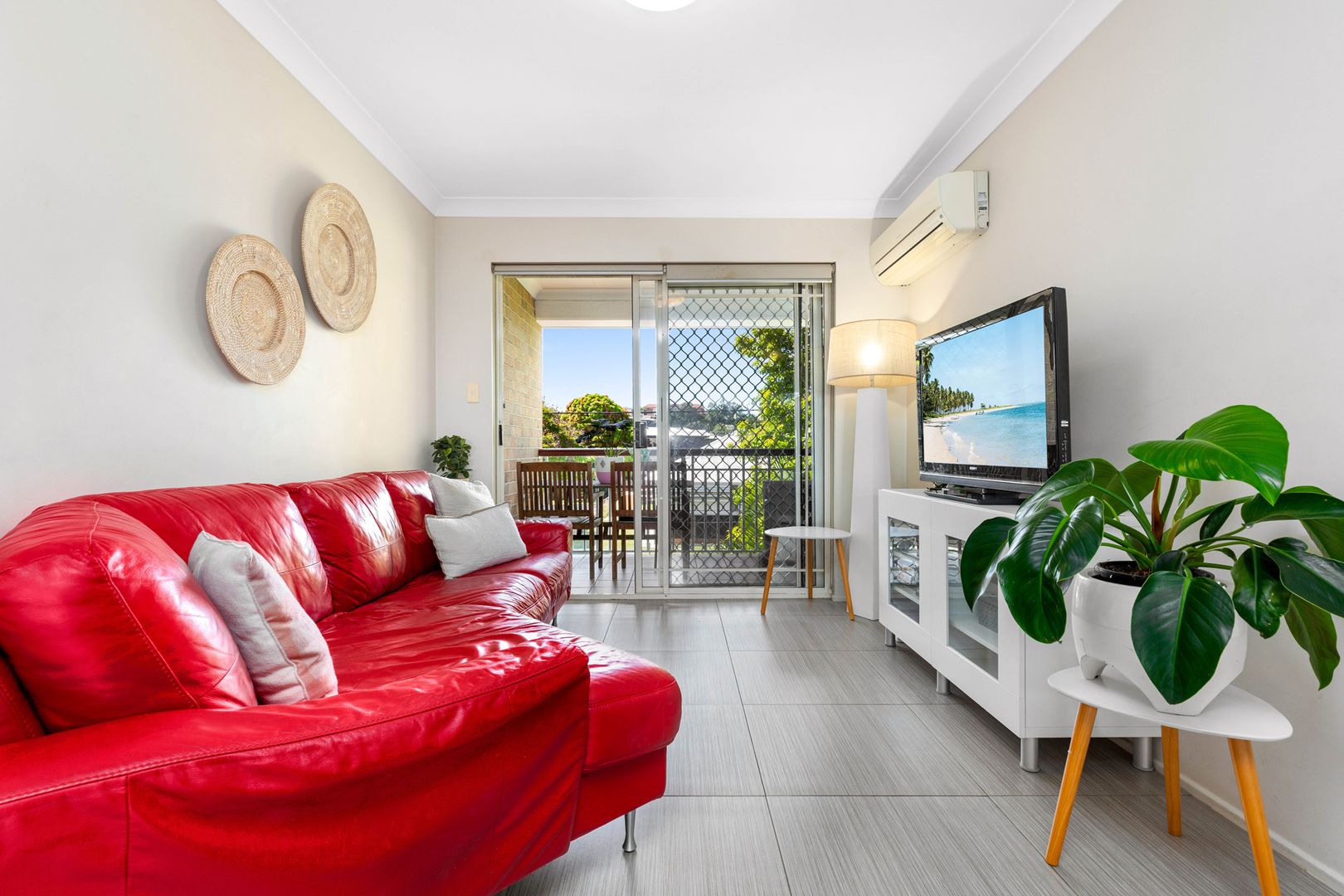 7/15 Smallman Street, Bulimba QLD 4171, Image 2