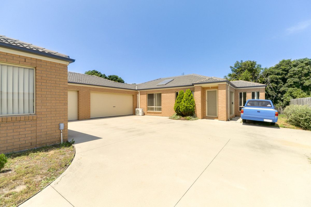 2/29 Bronsdon Street, Lakes Entrance VIC 3909, Image 0