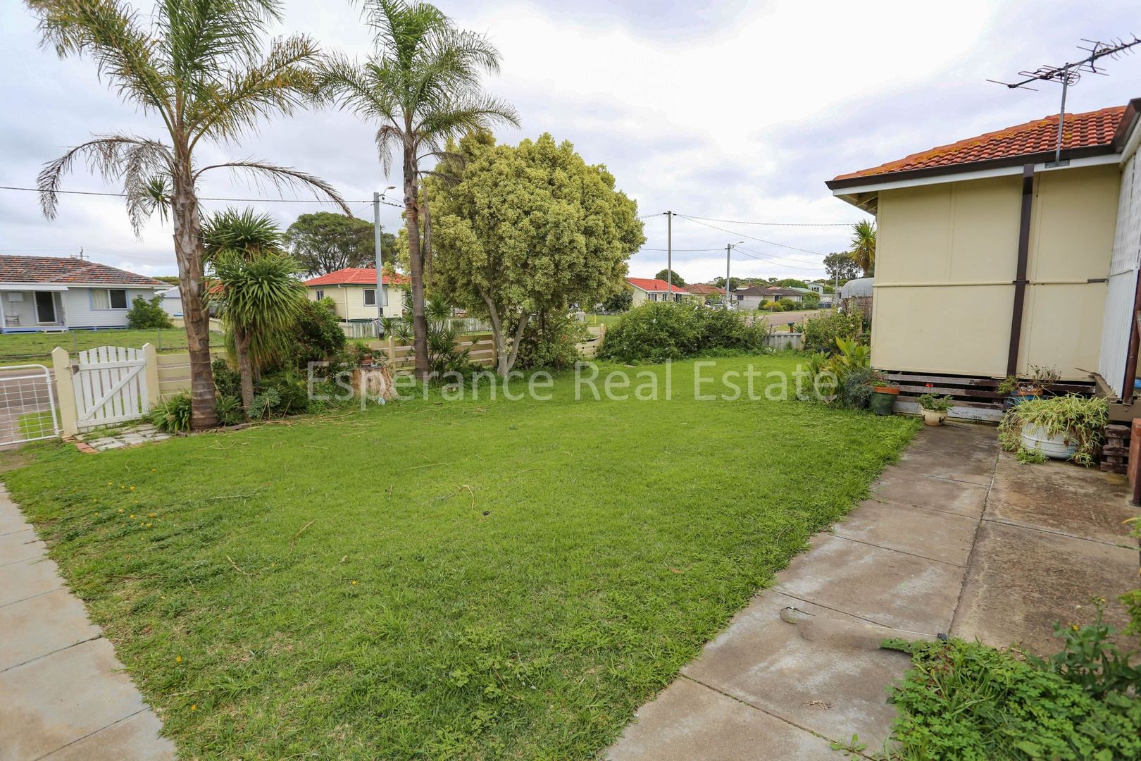 27 Olympian Way, Nulsen WA 6450, Image 2