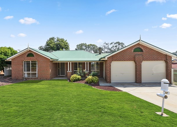 19 Elmslie Circuit, West Wodonga VIC 3690