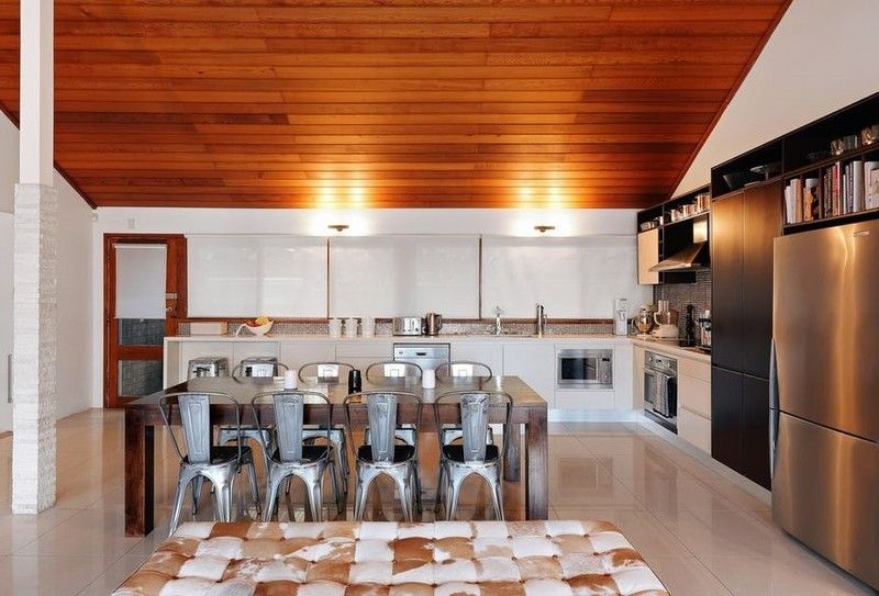 4 bedrooms House in 18 Goodwin Avenue MOUNT LEWIS NSW, 2190