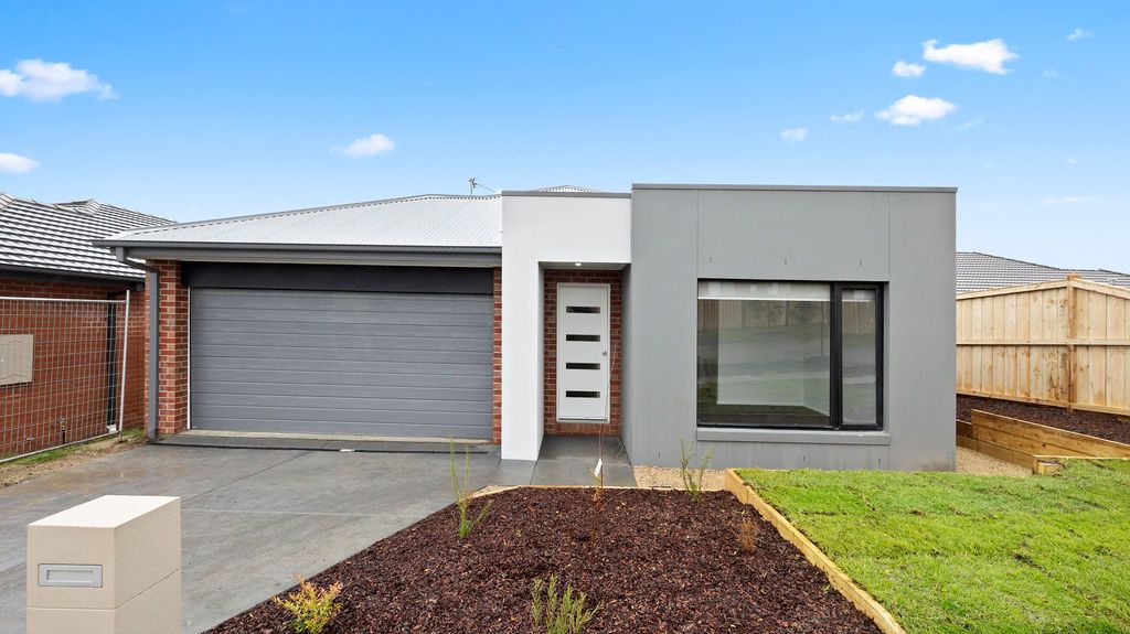 4 bedrooms House in 4 Kimball Street SMYTHES CREEK VIC, 3351