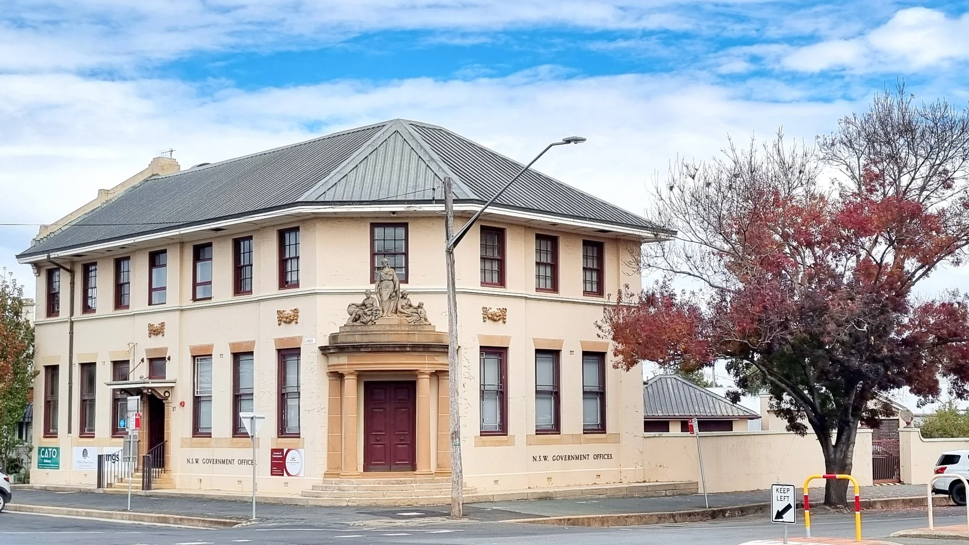 25 Lynch Street, Young NSW 2594