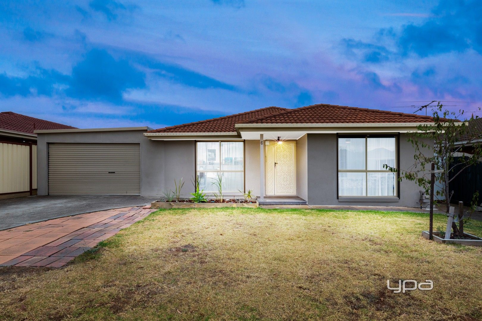 6 Anakie Walk, Delahey VIC 3037, Image 0