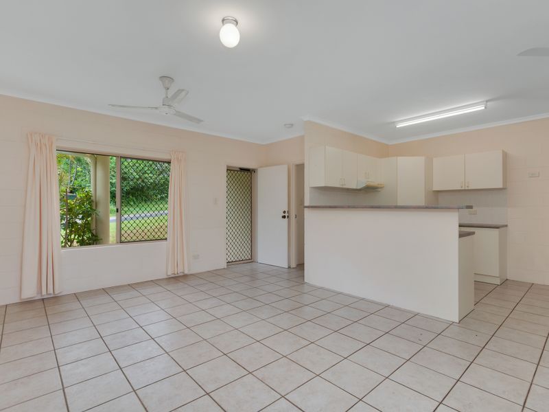 9 Dodd Court, Mooroobool QLD 4870, Image 2