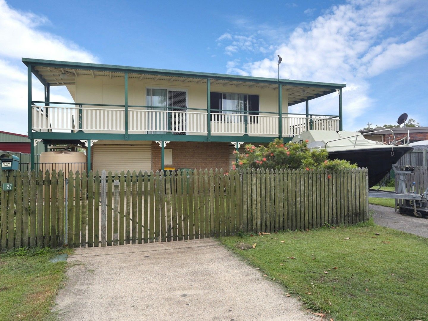 27 Caltowie Avenue, Banksia Beach QLD 4507, Image 0