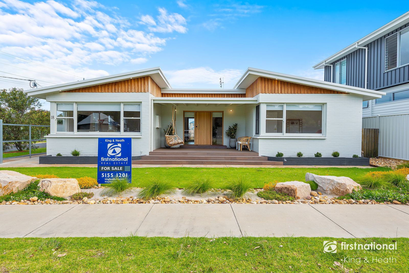 18 Marine Parade, Lakes Entrance VIC 3909 Domain