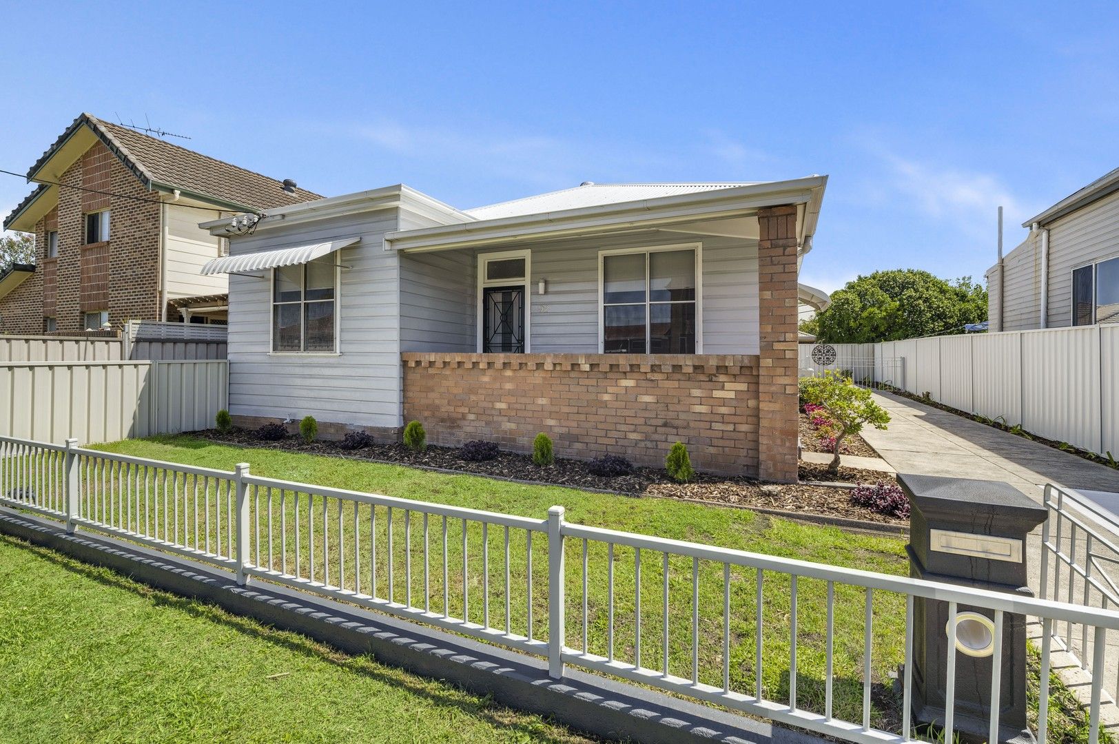 92 Broadmeadow Road, Broadmeadow NSW 2292, Image 0