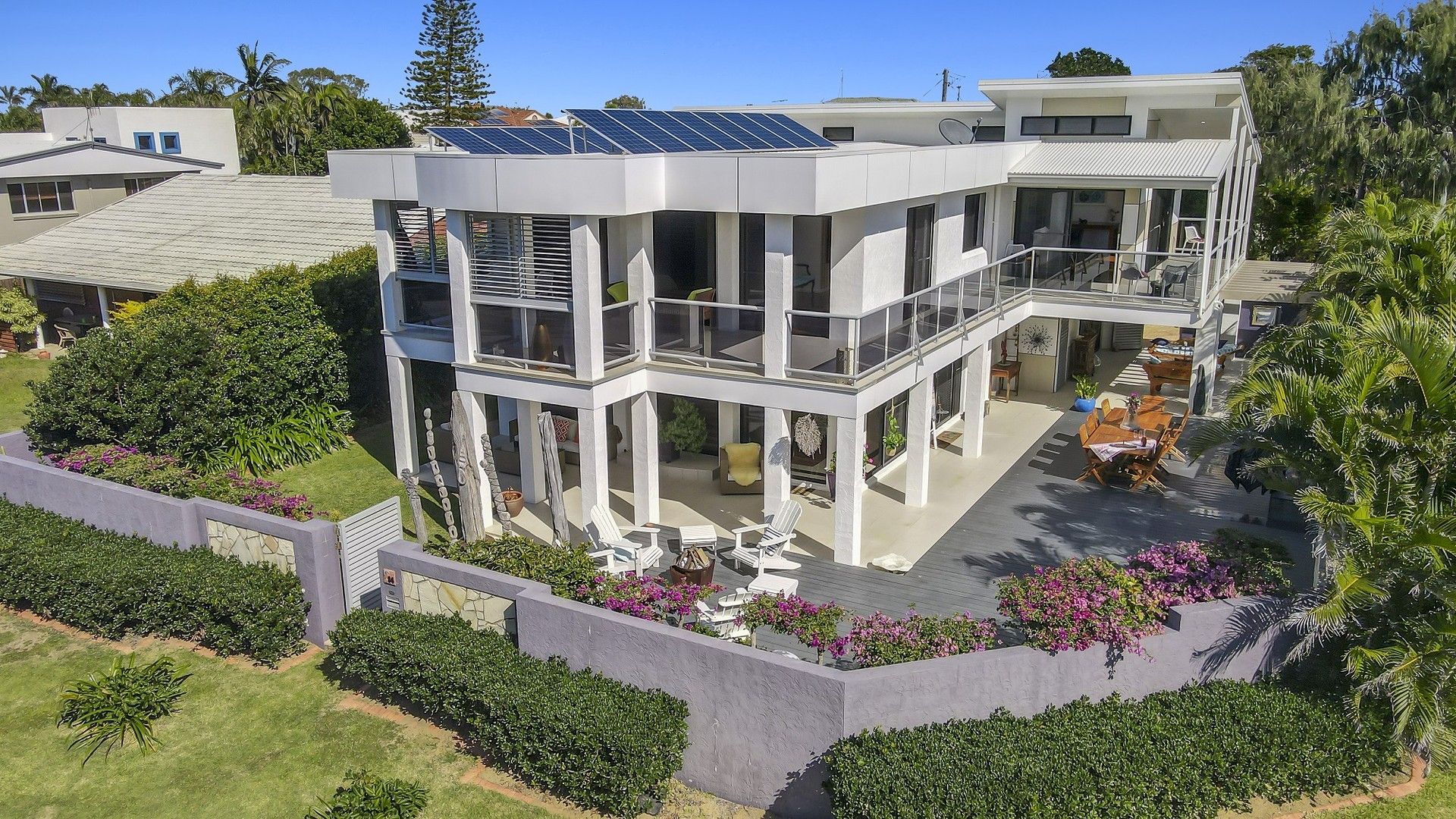 4 bedrooms House in 34 Woongarra Scenic Drive BARGARA QLD, 4670