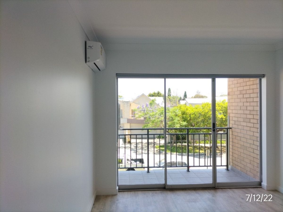 2 bedrooms Apartment / Unit / Flat in 5/147 Fairway CRAWLEY WA, 6009