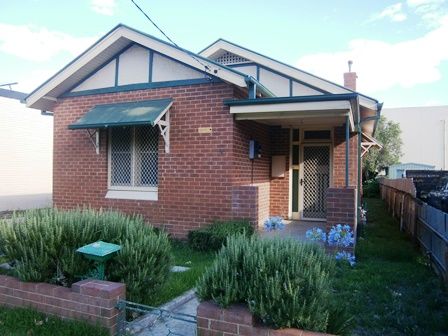 12 Crampton Street, Wagga Wagga NSW 2650