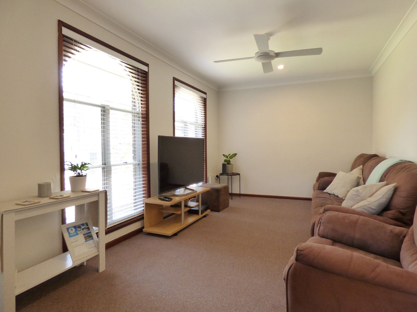 17 Wombat Street, Berkeley Vale NSW 2261, Image 1